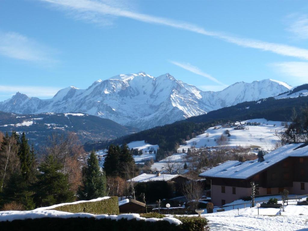 Aux Ducs De Savoie Hotel Combloux Luaran gambar